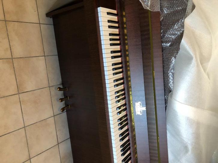 Piano Willis 110, Musique & Instruments, Pianos, Comme neuf, Piano, Autres couleurs, Enlèvement