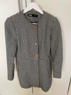 Mooie geklede jas met knopen Zara M, Kleding | Dames, Jasjes, Kostuums en Pakken, Ophalen of Verzenden, Zo goed als nieuw