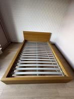 Bed van 140 x 200, Ophalen, Gebruikt, Beige, Tweepersoons