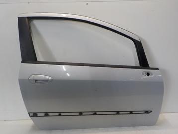PORTIER RECHTS VOOR Fiat Punto III (199) (01-2012/-) beschikbaar voor biedingen