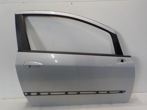 PORTIER RECHTS VOOR Fiat Punto III (199) (01-2012/-), Auto-onderdelen, Carrosserie, Deur, Fiat, Voor, Rechts, Gebruikt
