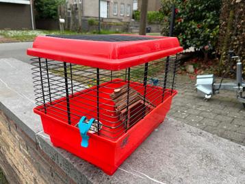Hamsterkooi met huisje gratis te krijgen, Dieren en Toebehoren, Kooi, Minder dan 75 cm, Zo goed als nieuw, Hamster