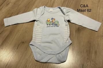 Romper Winnie the Pooh (C&A, maat 62) beschikbaar voor biedingen