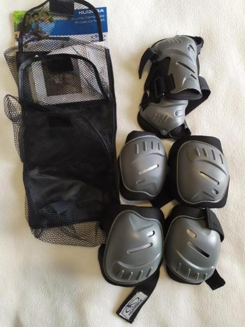 Set de protections neuf pour skateboard, Sport en Fitness, Skateboarden, Nieuw, Bescherming, Verzenden