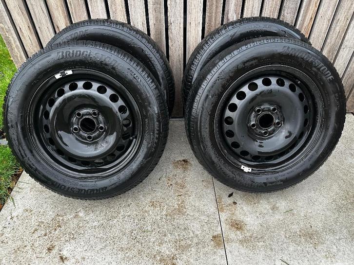 Jantes & pneus hiver VW Polo, Autos : Pièces & Accessoires, Pneus & Jantes, Pneus et Jantes, Pneus hiver, 15 pouces, 185 mm, Véhicule de tourisme