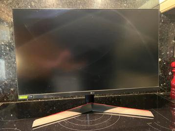LG UltraGear 27" gamerscherm - 144 Hz -1 ms - perfecte staat beschikbaar voor biedingen