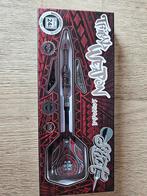 SHOT TRIBAL WEAPON SAVAGE 90% - DARTPIJLEN 24 gram, Sport en Fitness, Darts, Ophalen of Verzenden, Zo goed als nieuw
