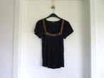 Zwarte soepele blouse top met bronskleurige plaatjes Maat 36, Taille 36 (S), Enlèvement ou Envoi