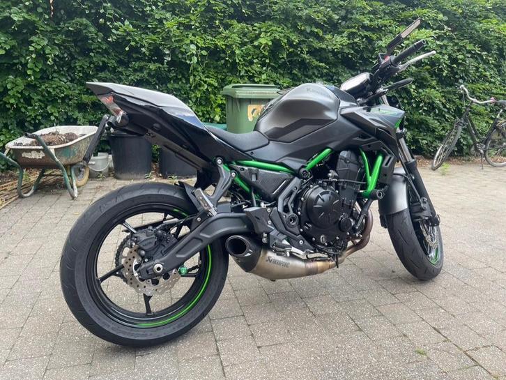 Kawasaki Z650 35kw, Motoren, Motoren | Kawasaki, Particulier, Naked bike, 12 t/m 35 kW, 2 cilinders, Minimaal motorrijbewijs A2