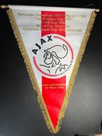 Fanion Ajax Amsterdam 61x49cm ballon de football, Collections, Fanion ou Écharpe, Enlèvement ou Envoi, Neuf
