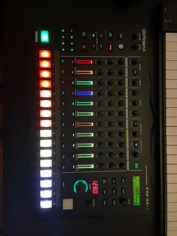 Groovebox Roland TR-8S, Muziek en Instrumenten, Ophalen of Verzenden, Zo goed als nieuw, Overige aantallen, Roland