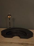 Hummel Goebel koor podium met lantaarn, Verzamelen, Ophalen of Verzenden, Zo goed als nieuw, Hummel