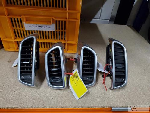 Porsche Cayenne 2010 - 2017 luchtrooster dashboard €30/ st, Auto-onderdelen, Dashboard en Schakelaars, Porsche, Gebruikt, Ophalen of Verzenden