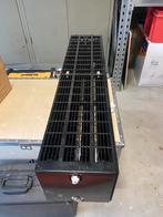 Zwarte radiator met vlakke voorplaat, Doe-het-zelf en Bouw, Verwarming en Radiatoren, Ophalen, Zo goed als nieuw, Radiator