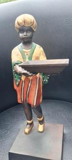 Statuette d'une jeune fille mauresque, avec une soucoupe (ce, Enlèvement ou Envoi