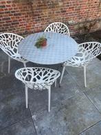 tuintafel en 4 witte zetels, Ophalen, Rond