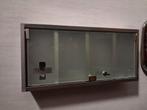 Medicijnkast/vitrinekast met slot., Huis en Inrichting, Ophalen, Zo goed als nieuw
