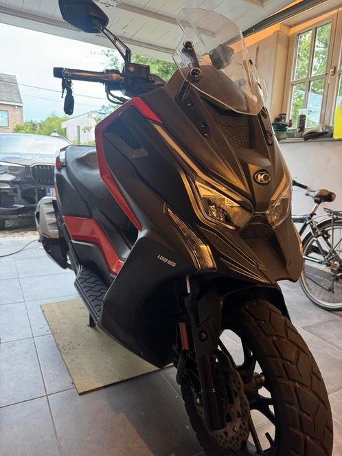 Kymco gtx350 125cc, Fietsen en Brommers, Scooters | Kymco, Zo goed als nieuw, Ophalen