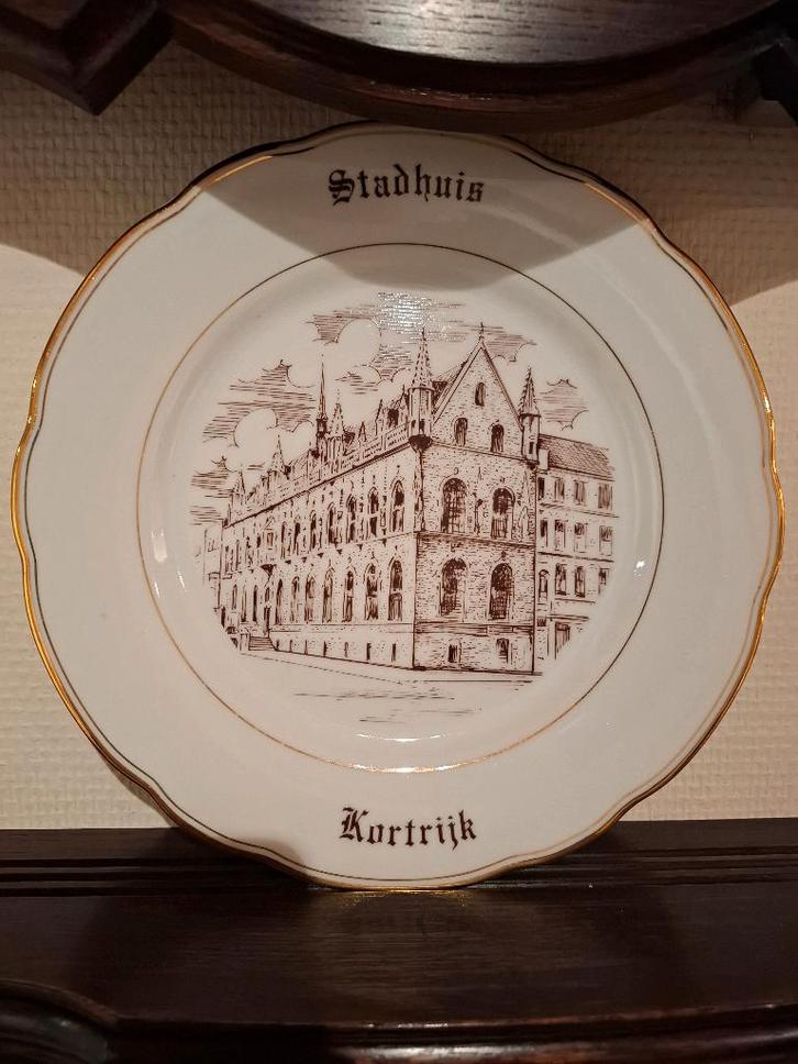 3 borden KORTRIJK Magvam porselein (g swaenepoel), Antiek en Kunst, Antiek | Porselein, Ophalen of Verzenden