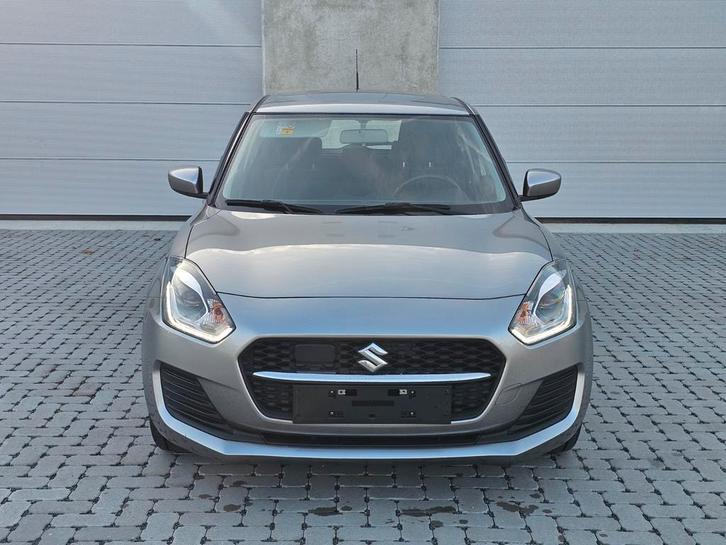 Suzuki Swift 09/2021 hybryde/ blanco en garantie, Auto's, Suzuki, Particulier, Swift, Achteruitrijcamera, Airconditioning, Bluetooth
