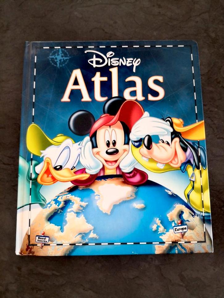 Disney atlas, Boeken, Atlassen en Landkaarten, Zo goed als nieuw, Landkaart, Wereld, Ophalen of Verzenden
