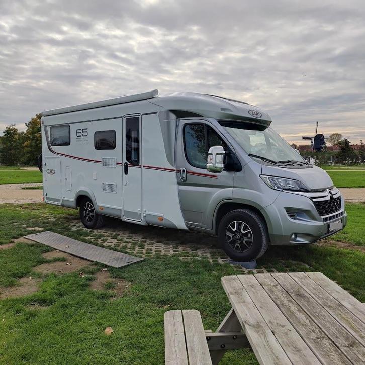 LMC V643G 65Years Edition 2021, Caravans en Kamperen, Mobilhomes, Particulier, tot en met 2, Half-integraal, LMC, Overige merken