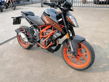 Ik koop alle modellen motoren  beschikbaar voor biedingen