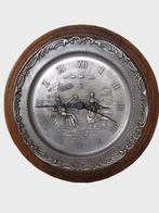 Tinnen klok (tin) in rond kaderment van eikenhout, Antiek en Kunst, Ophalen