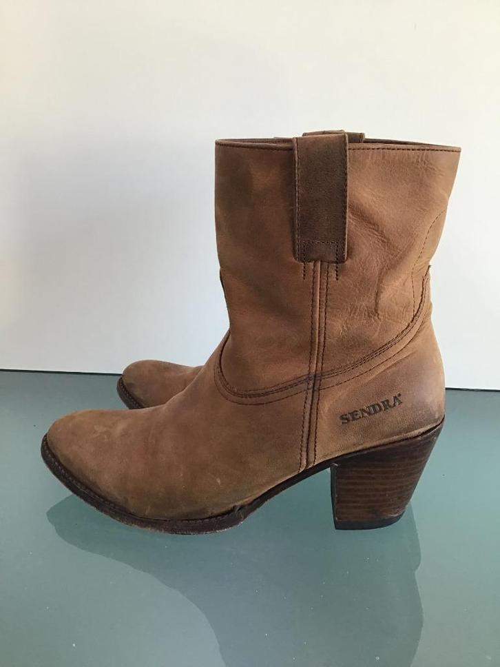 Gratis Verzenden | Sendra kekke bruine boots 38, Kleding | Dames, Schoenen, Zo goed als nieuw, Lage of Enkellaarzen, Bruin, Verzenden