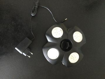 Lampe pour parasol sur batterie  beschikbaar voor biedingen