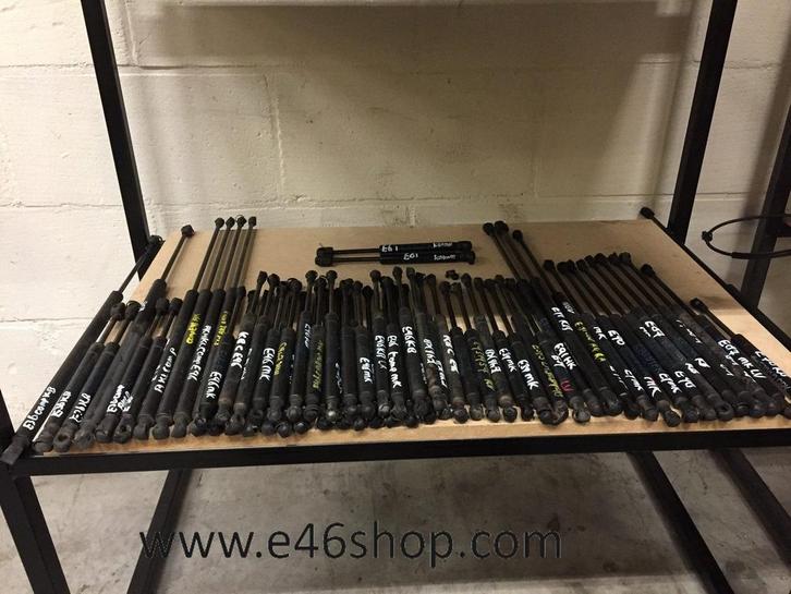 Gasveer Motorkap Kofferbak BMW E36 E39 E36 E38 E60 E61 E90 E, Auto-onderdelen, Carrosserie, BMW, Gebruikt, Ophalen of Verzenden