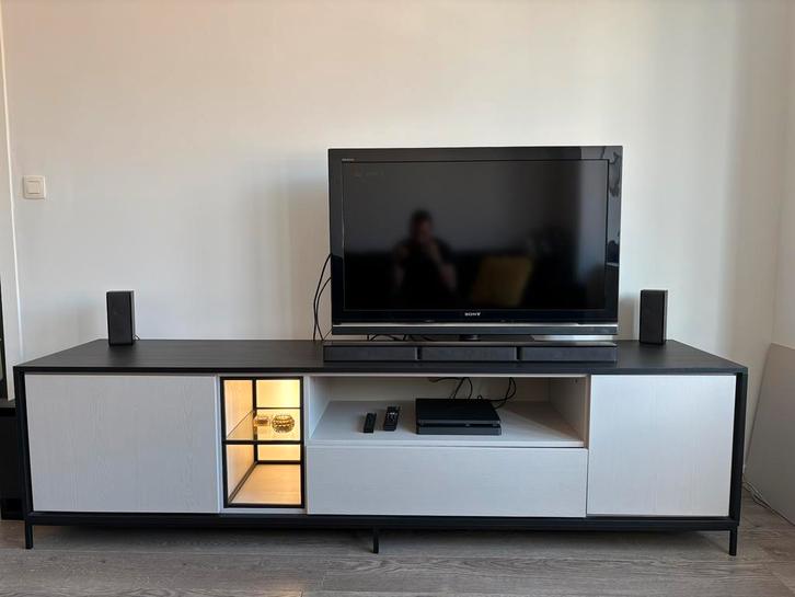 Tv-meubel beige-zwart-houtnerf, Huis en Inrichting, Kasten |Televisiemeubels, Zo goed als nieuw, Ophalen