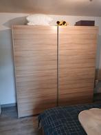 Garde-robe, Ophalen, Met deur(en)