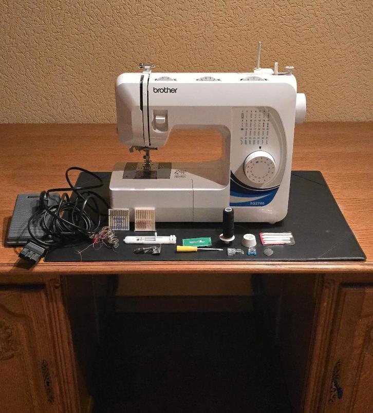 Naaimachine Brother XQ2700, Hobby & Loisirs créatifs, Machines à coudre & Accessoires, Comme neuf, Machine à coudre, Brother, Enlèvement