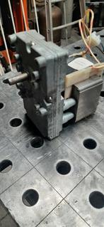 Kleine elektrische motor, Ophalen of Verzenden, Nieuw, Elektromotor