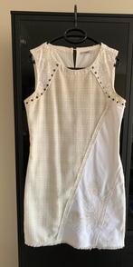 Wit/beige mouwloze jurk Desigual maat 38/40, Maat 38/40 (M), Verzenden, Wit, Zo goed als nieuw