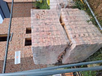 Oudbeerse gevelsteen  beschikbaar voor biedingen