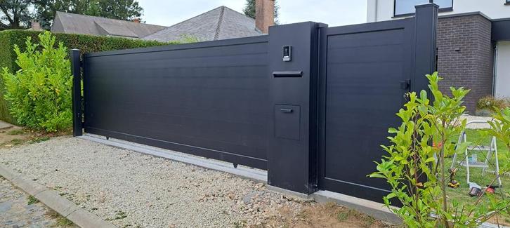 ⭐ PORTAIL aluminium + PORTILLON assorti, Bricolage & Construction, Châssis & Portes coulissantes, Neuf, Autres types, Autres matériaux