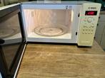 nette Bosch microwave 900 Watt , 25 L inhoud., Ophalen, Microgolfoven, Zo goed als nieuw, Draaiplateau