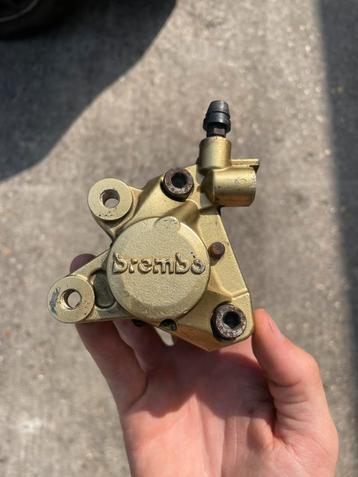 Brembo remklauw aerox/booster beschikbaar voor biedingen