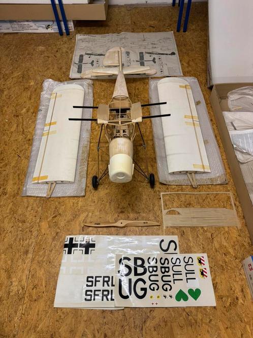 Hobbyverkoop - modelvliegtuigen RC, Hobby en Vrije tijd, Modelbouw | Vliegtuigen en Helikopters, Zo goed als nieuw, Ophalen
