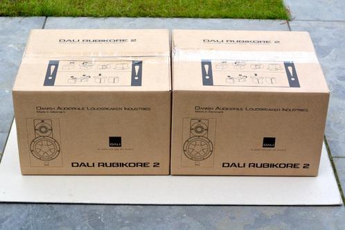 Dali Rubikore 2 luidsprekers. Nieuw Sealed Doos, Audio, Tv en Foto, Luidsprekerboxen, Nieuw, Ophalen of Verzenden