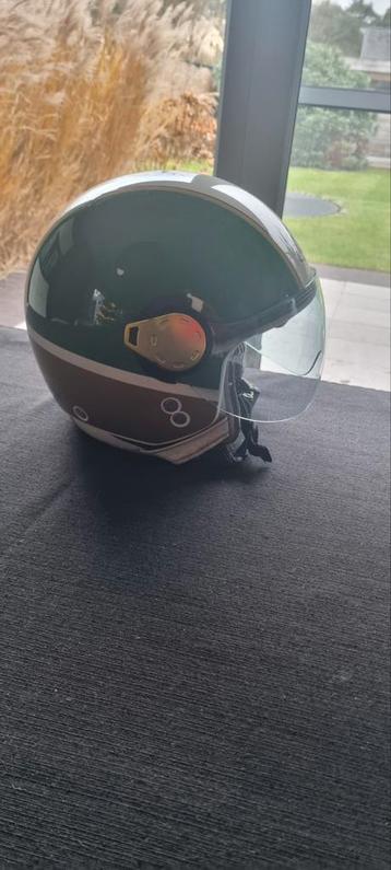 Nolan Vespa Helm beschikbaar voor biedingen