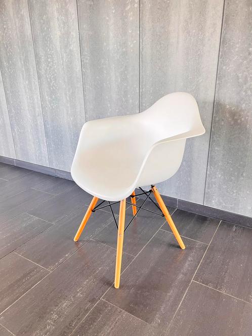 6 Witte kuipstoelen,, Huis en Inrichting, Stoelen, Kunststof, Zwart, Ophalen
