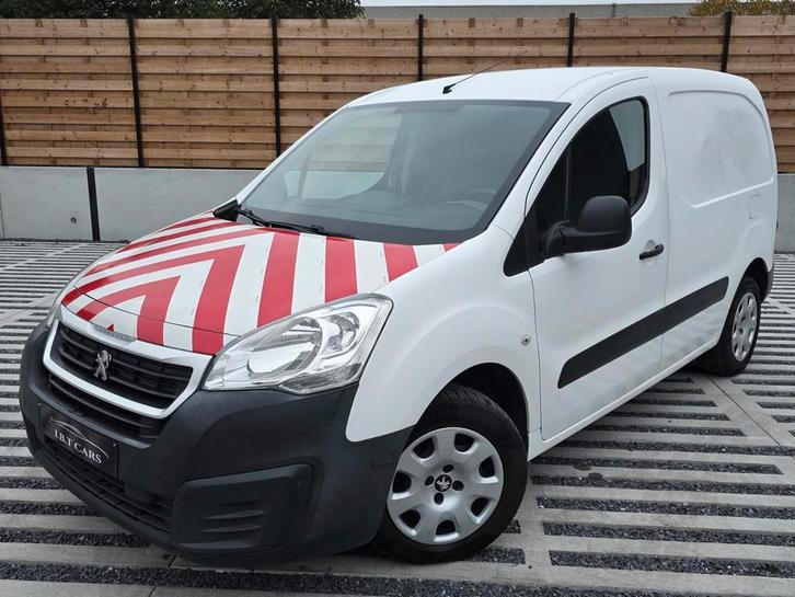 PEUGGEOT PARTNER, Auto's, Peugeot, Bedrijf, Partner, Boordcomputer, Centrale vergrendeling, Elektrische buitenspiegels, Radio