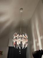 Hanglamp rond in- en uitklapbaar, wit en koraalrood binnenin, Huis en Inrichting, Lampen | Lampenkappen, Rond, Zo goed als nieuw