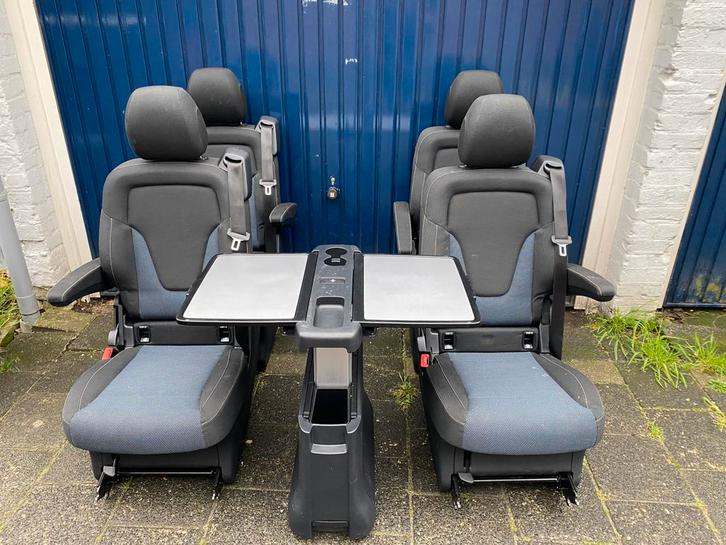 Fauteuils + table Mercedes W447 Classe V/Vito Captain, Autos : Pièces & Accessoires, Habitacle & Garnissage, Mercedes-Benz, Utilisé