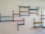 Tomado wandrek set met 13 planken, draadnet mand en bureau, Ophalen, Gebruikt, Met lade(s), Metaal