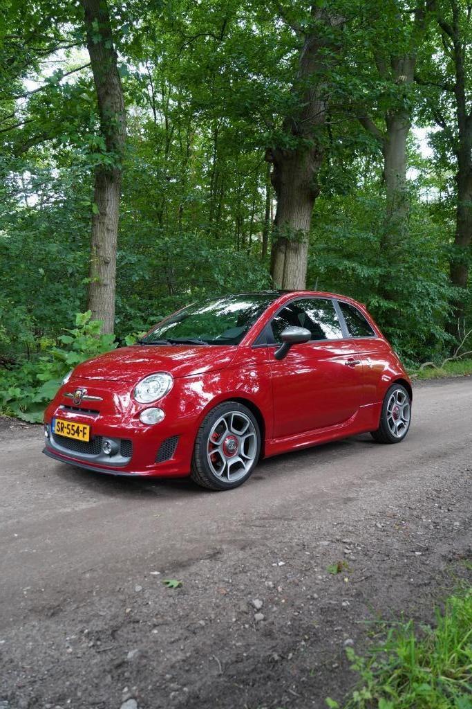 Fiat 500 Abarth 595 Turbo 161 pk rood 60.000 km nieuwstaat!, Auto's, Abarth, Bedrijf, Te koop, ABS, Airbags, Airconditioning, Centrale vergrendeling