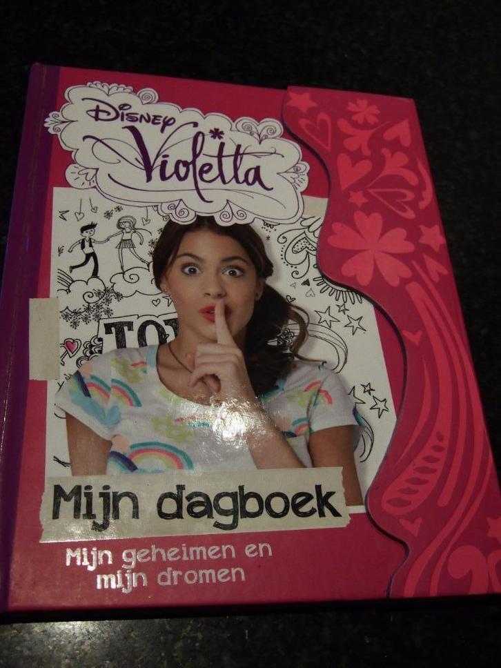 DISNEY : VIOLETTA : Mijn Dagboek Mijn geheimen en mijn drome, Boeken, Kinderboeken | Jeugd | 13 jaar en ouder, Zo goed als nieuw